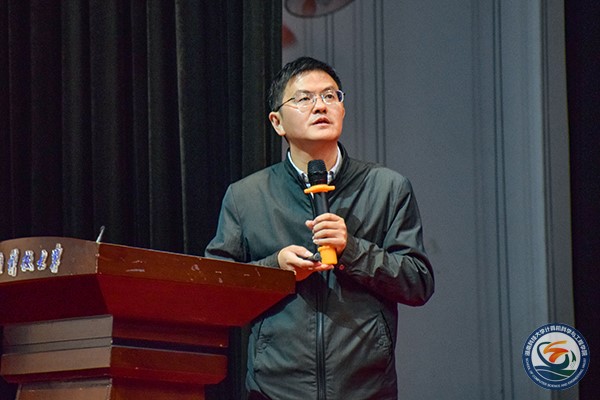 f6df2301af4a4ed39cf71fb5be29086b.jpg 11.jpg