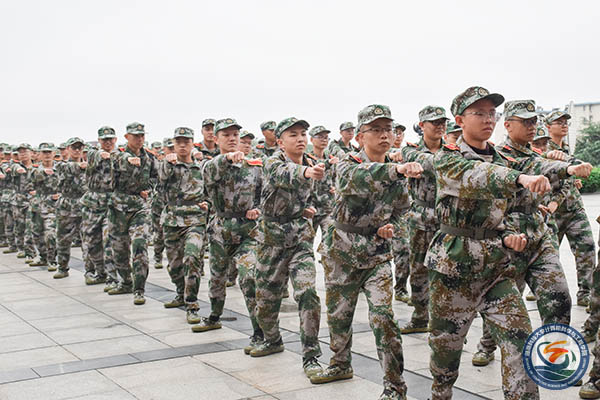 2cd305b51ef143d9821701e426d4d6f4.jpg DSC_0417.jpg