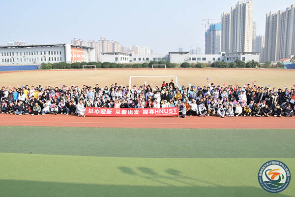 cbf67b1162f14f828e9a38bf03a7aad2.jpg 横幅合照.jpg