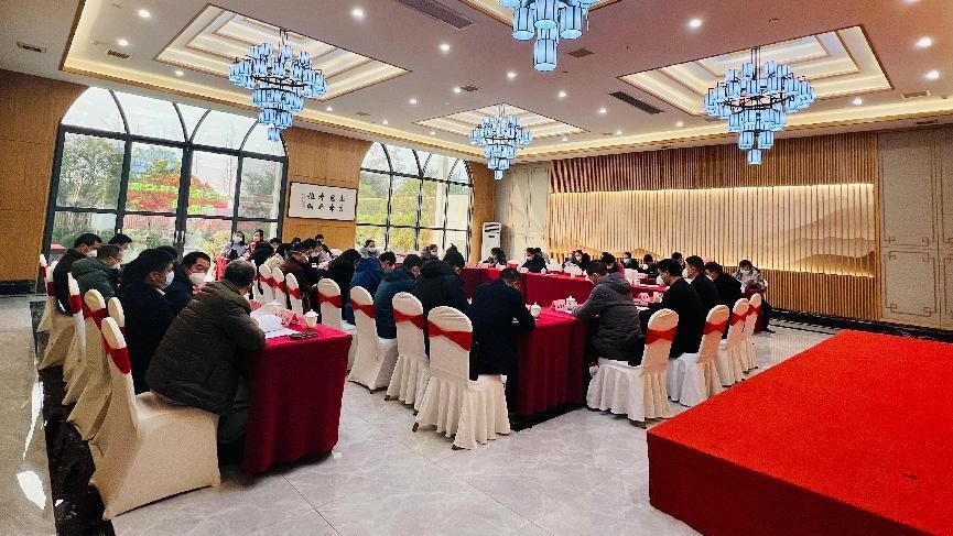 079fd30fff0549e59e9f4417e64beeed.jpg 4.jpg